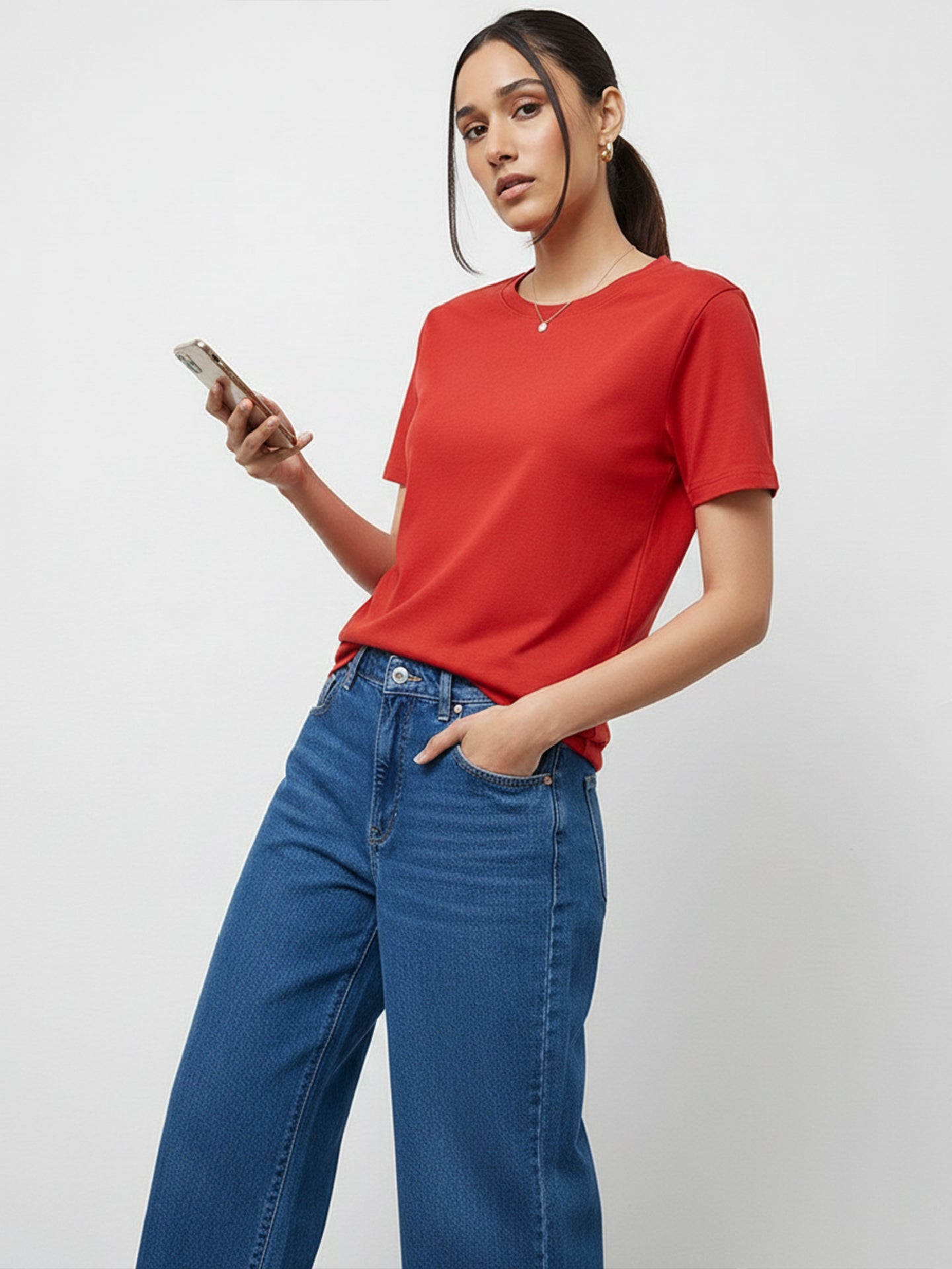 Basic Regular Fit T-Shirt For Women - Red